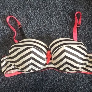 Victoria secret bra